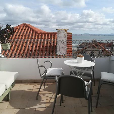 Little River View Triplex In Alfama Lissabon Exterior foto
