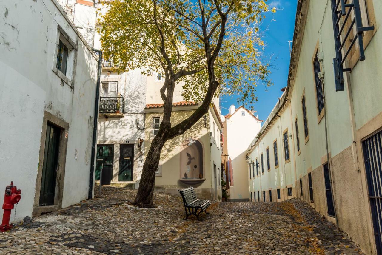 Little River View Triplex In Alfama Lissabon Exterior foto